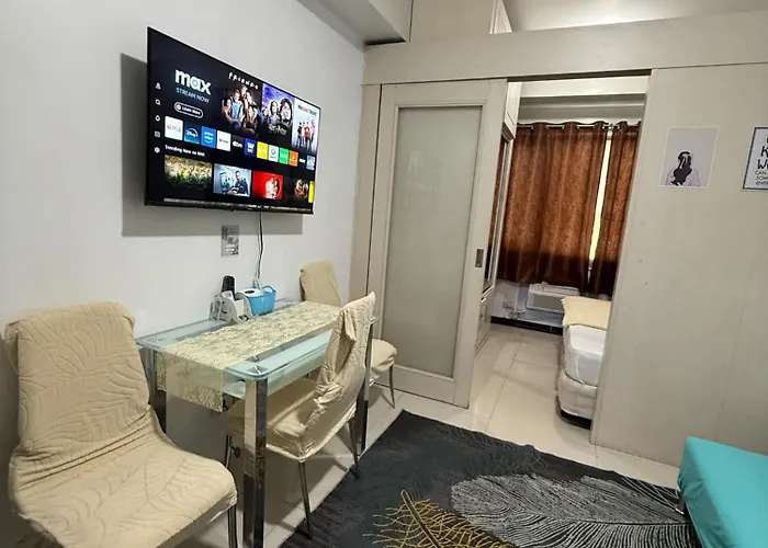 Apartment Sea Residences Golden Escape Condotel *