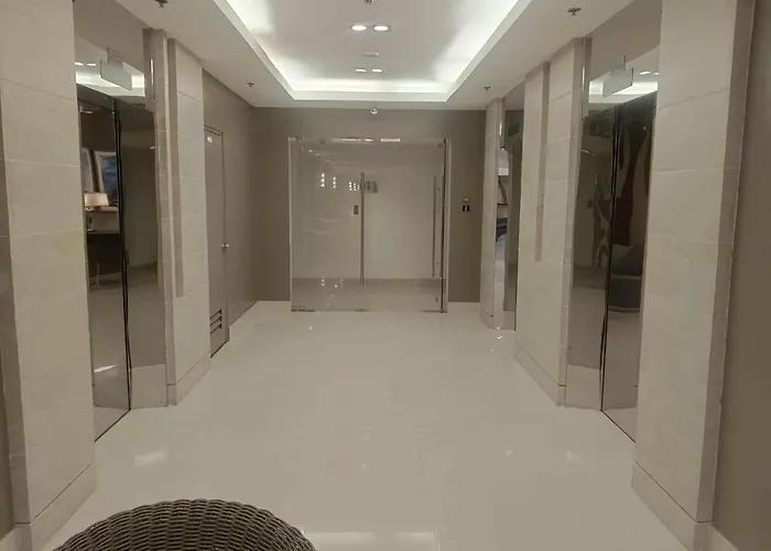 Sea Residences Golden Escape Condotel Apartment