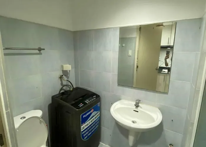 Apartment Sea Residences Golden Escape Condotel