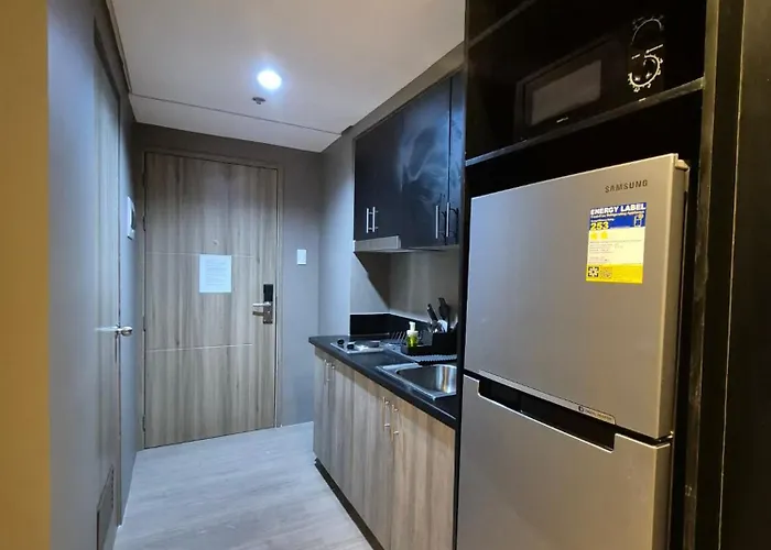 Apartment Sea Residences Golden Escape Condotel *